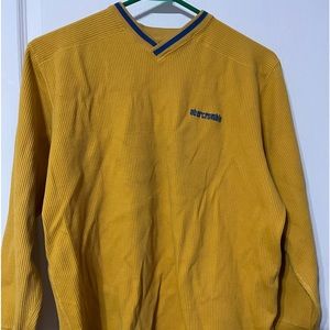 Abercrombie v neck sweater size XL